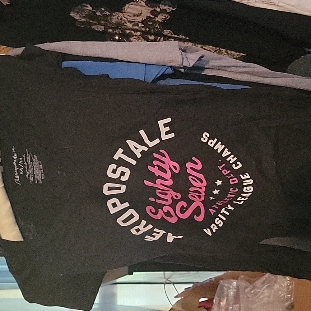 Aero v neck